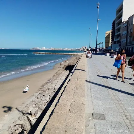 Paseo Maritimo De Cádiz